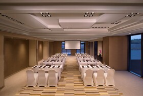Hyatt Regency Dubai Creek Heights