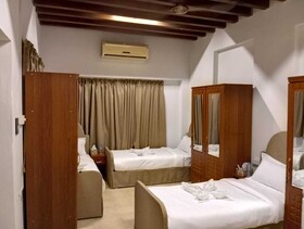 Hyba Pod Hostel & Hotel
