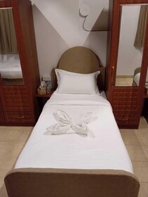 Hyba Pod Hostel & Hotel