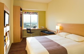 ibis Mall Avenue Dubai