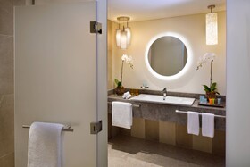 Lapita, Dubai Parks and Resorts, Autograph Collection