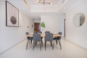 Luxe Apartments near Dubai Mall, Burj Khalifa - Pool, Gym, & Parking by Sojo Stay