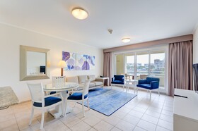Millennium Lakeview Hotel