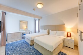 Millennium Lakeview Hotel
