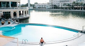 Millennium Lakeview Hotel