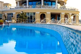 Millennium Lakeview Hotel