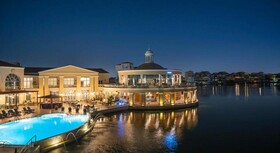 Millennium Lakeview Hotel