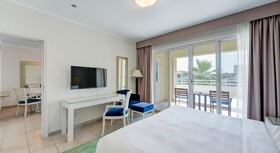 Millennium Lakeview Hotel