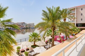 Millennium Lakeview Hotel