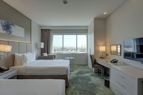 Millennium Lakeview Hotel