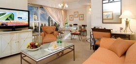 Millennium Plaza Downtown Suites