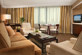 Mövenpick Dubai Grand Al Bustan