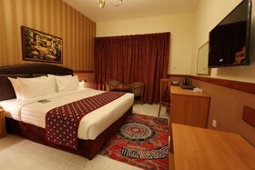 New California Hotel