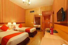 New California Hotel