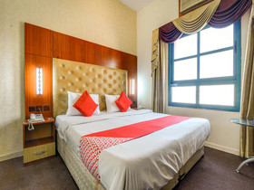 Parasol Hotel by OYO Rooms