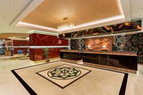 Park Regis Kris Kin Hotel