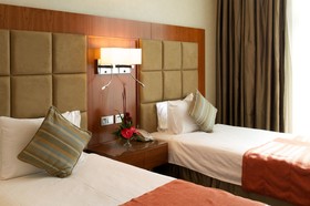 Montreal Barsha Hotel