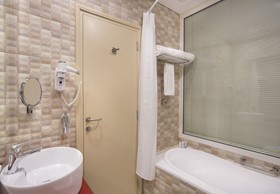 Palette Royal Reflections Hotel and Spa Dubai