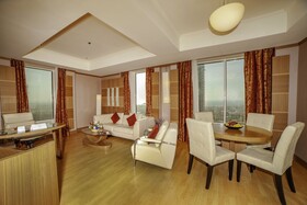 Residence Inn by Marriott Sheikh Zayed Road