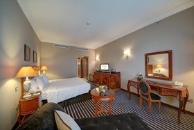 Royal Ascot Hotel