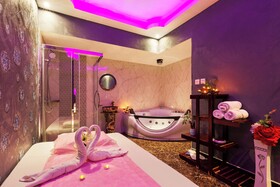 Royal Continental Suites