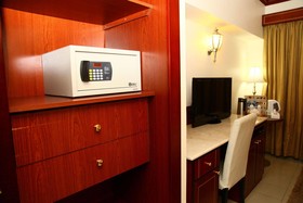 Saffron Hotel