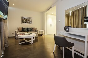 Shh - D1 Tower Apartments