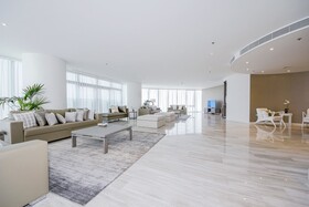 Shh - D1 Tower Apartments
