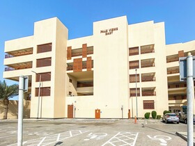 Silkhaus Palm Views East