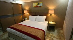 Sun & Sands Plaza Hotel