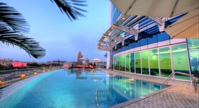 Tamani Marina Hotel and Hotel Apartment