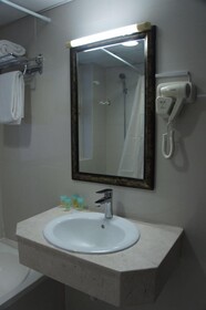 Three 888 Hotel