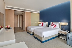 JA Lake View Hotel