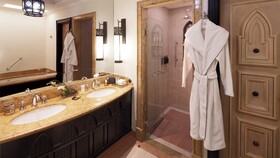 Jumeirah Mina Al Salam