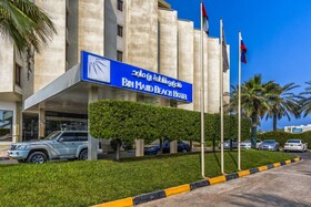 BM Beach Hotel