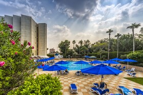 BM Beach Hotel