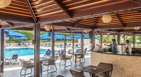BM Beach Hotel