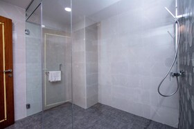 BM Beach Hotel