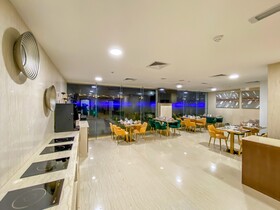 Mirage Bab Al Bahr Hotel