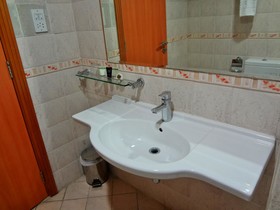 Baiti Hotel Apartments
