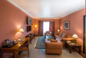 Hotel Holiday International