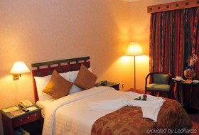 Hotel Holiday International