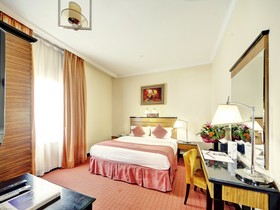 Creek Gate Hotel-Baithans
