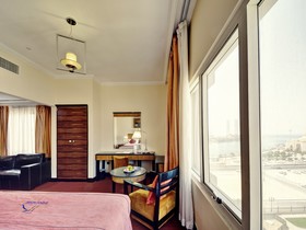 Creek Gate Hotel-Baithans