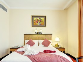 Creek Gate Hotel-Baithans