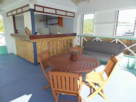 Coco Rose Guest House Bed and Breakfast