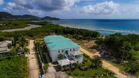 Coco Rose Guest House Bed and Breakfast