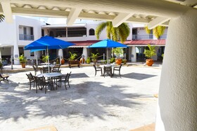 Jolly Beach Resort