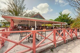 Jolly Beach Resort