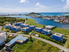 Harbour Island Residence